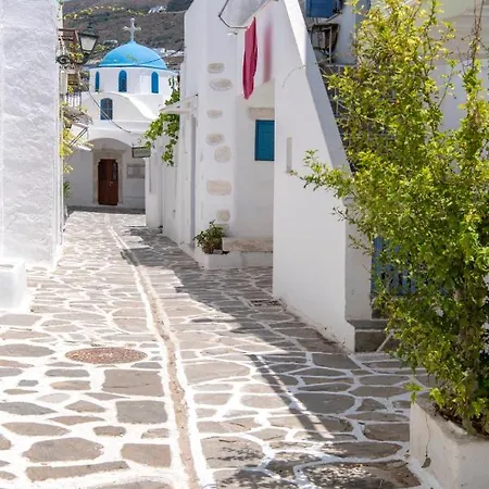 Traditional Stonebuilt House بيت للعطل