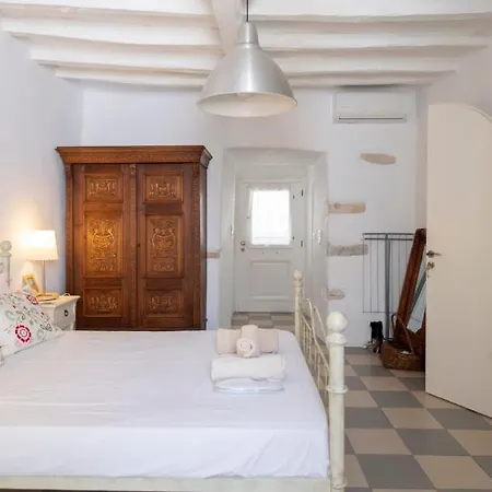 Vakantiehuis Traditional Stonebuilt House Páros