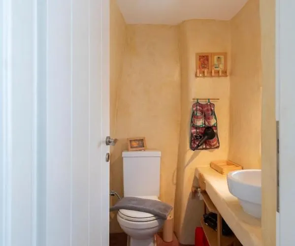 Traditional Stonebuilt House Casa de Férias